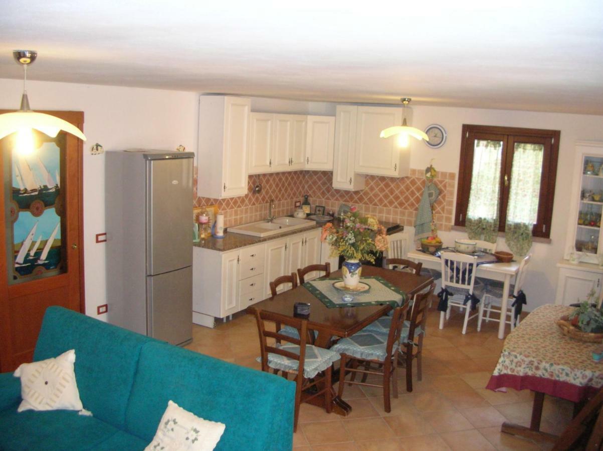 Localita' La Pelosa Via Punta D'Elice N° 9 Стинтино Экстерьер фото